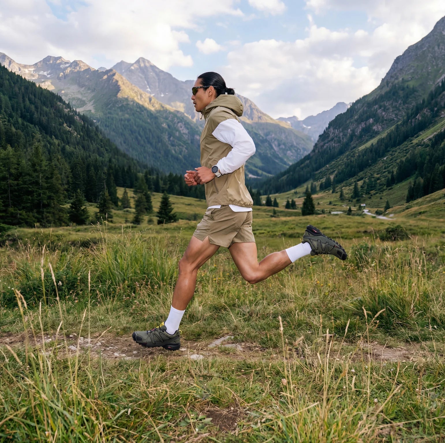 Breathable Hiking Shoes Anti-Slip All-Terrain Sole